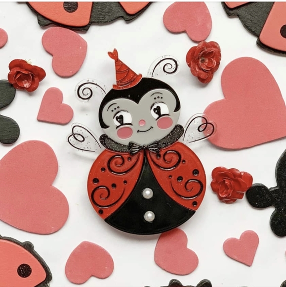 Lipstick & Chrome Acrylic Ladybug Valentine's Day Brooch - Picture 1 of 4